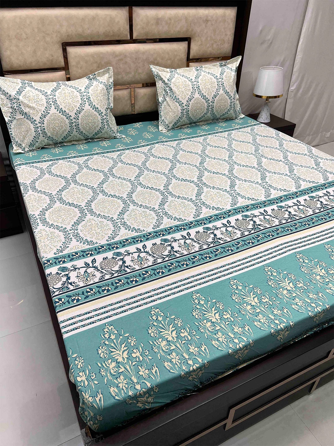 

Pure Decor Sapphire Beige Green Floral Cotton 240 TC King Bedsheet With 2 Pillow Covers