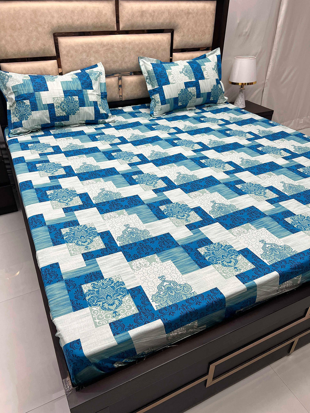 

Pure Decor Sapphire Blue Fitted Printed Cotton 240TC King Bedsheet With 2 Pillow Covers