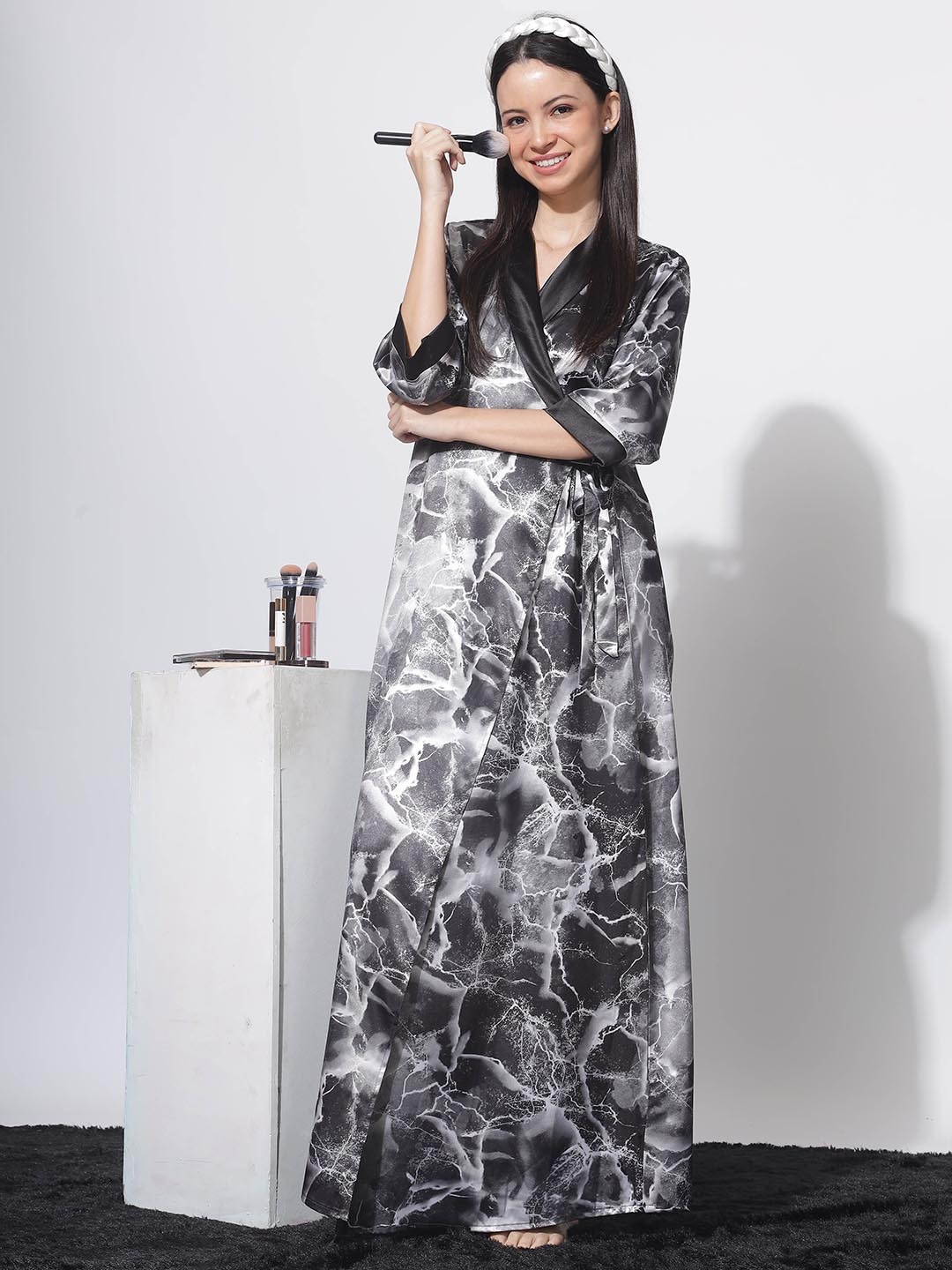 

9shines Label Abstract Printed V-Neck Satin Maxi Nightdress, Grey