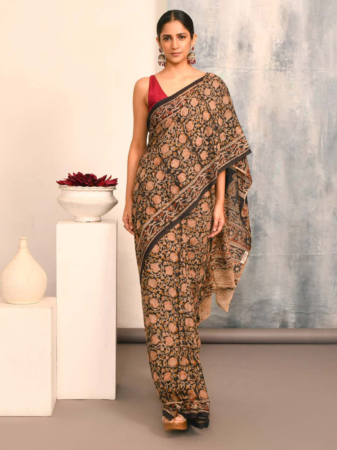 

Indethnic Kalamkari Printed Pure Cotton Block Print Saree, Black