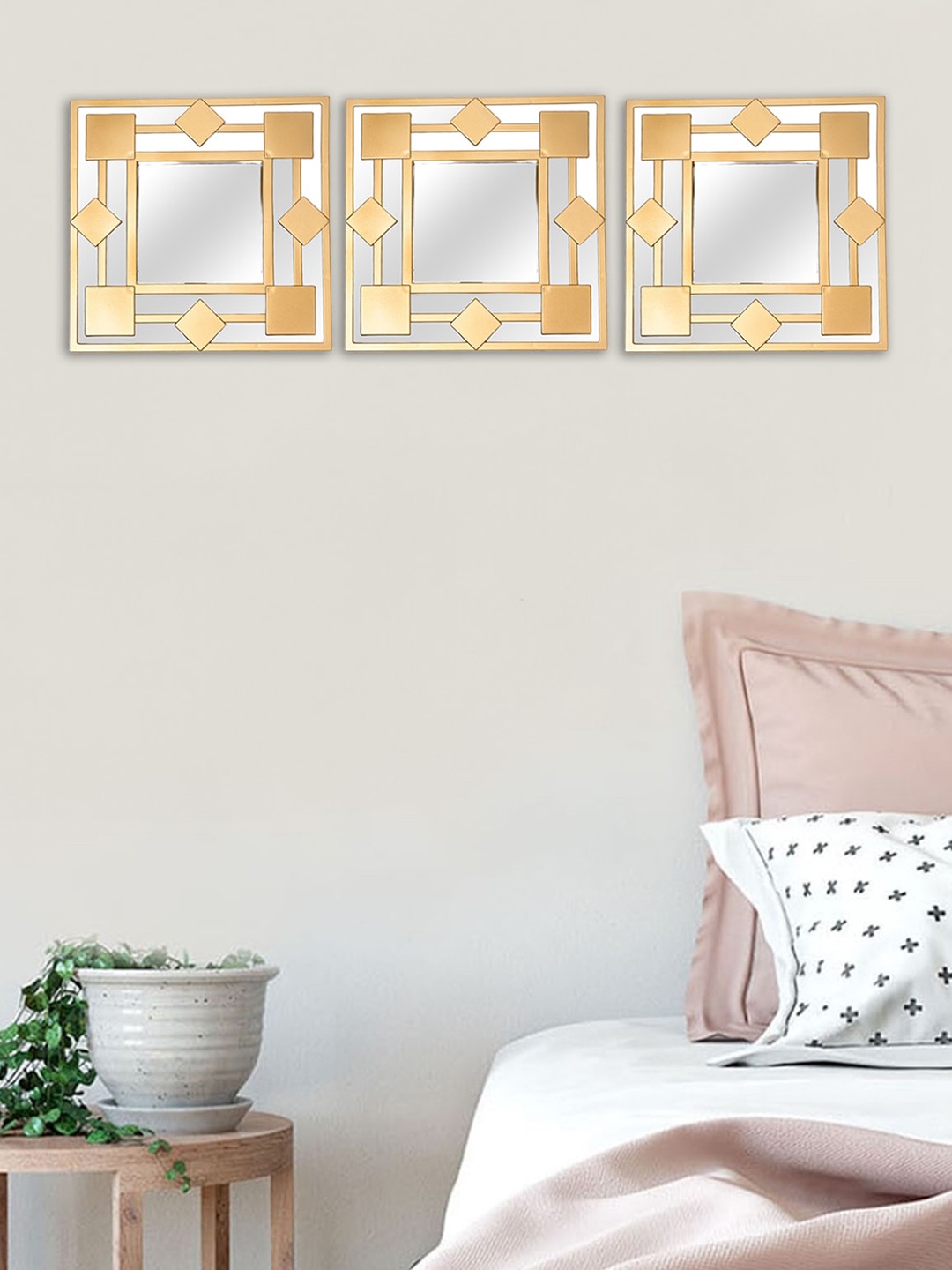 

MARKET99 Gold Toned 3 Pieces Square Shaped Wall Mirrors