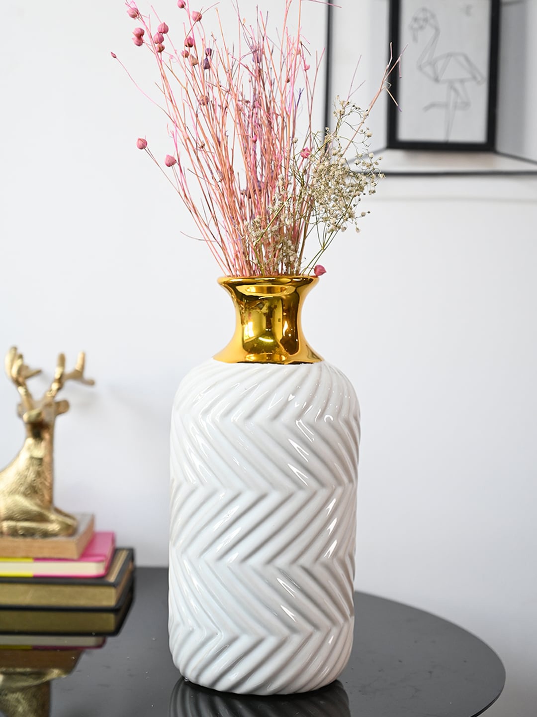 

MARKET99 White and Gold Toned Textured Cylindrical Ceramic Vase