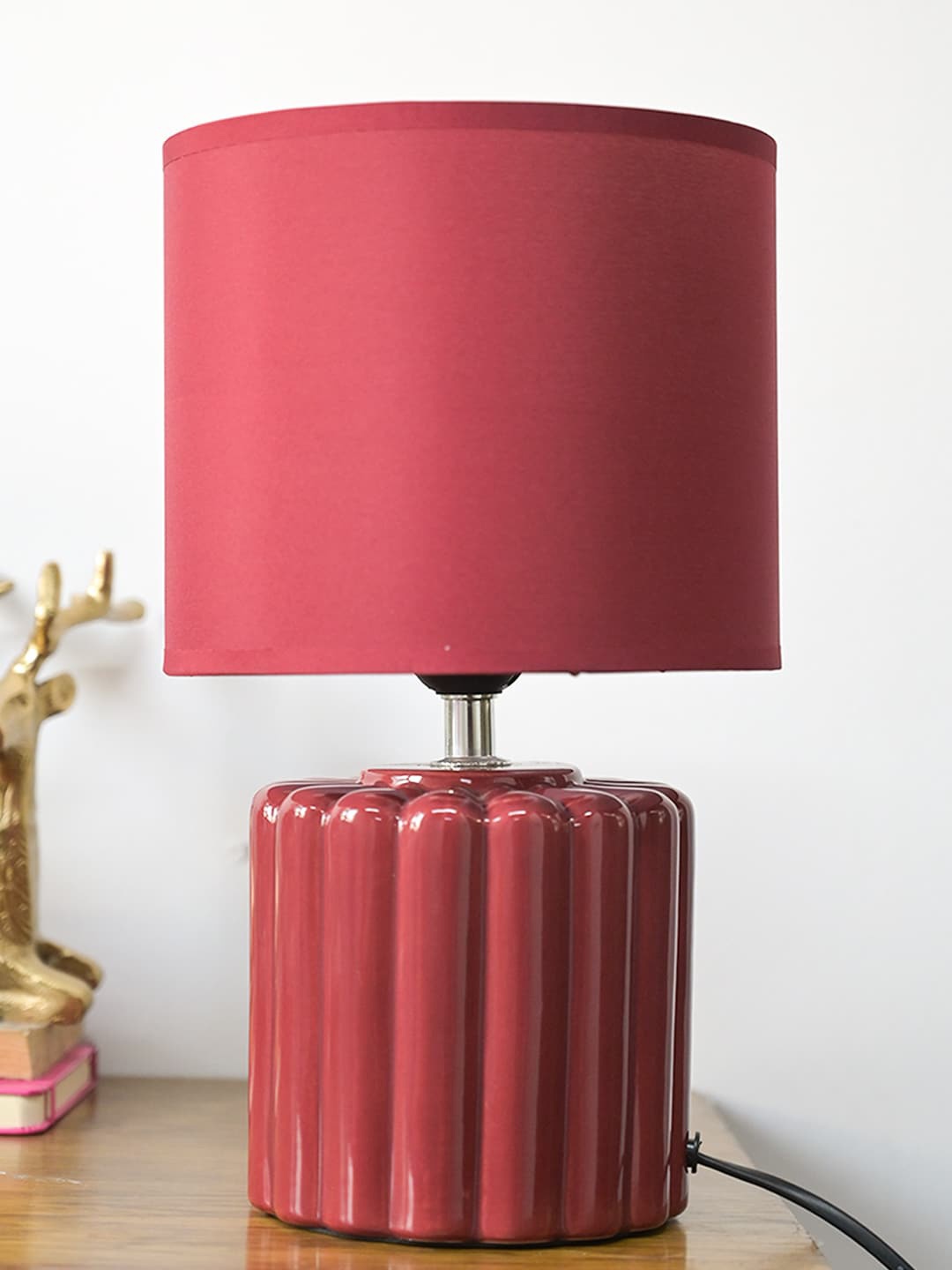 

MARKET99 Red Textured Ceramic Cylindrical Table Lamp