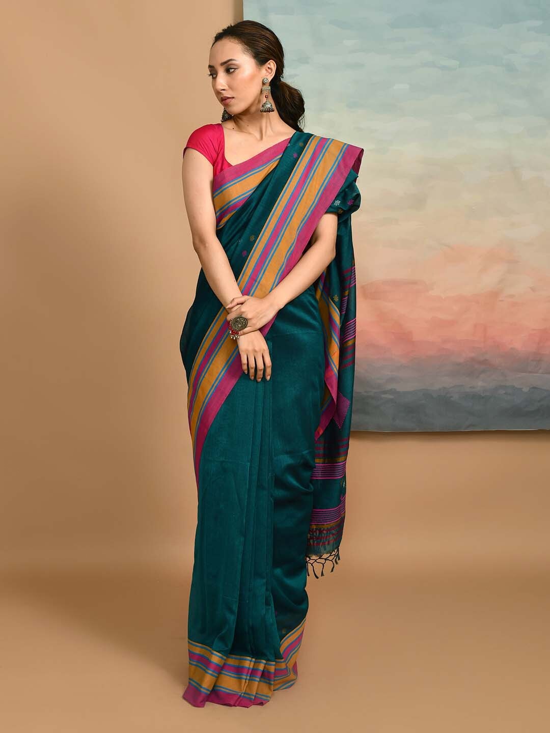 

Indethnic Striped Pure Cotton Jamdani Saree, Green