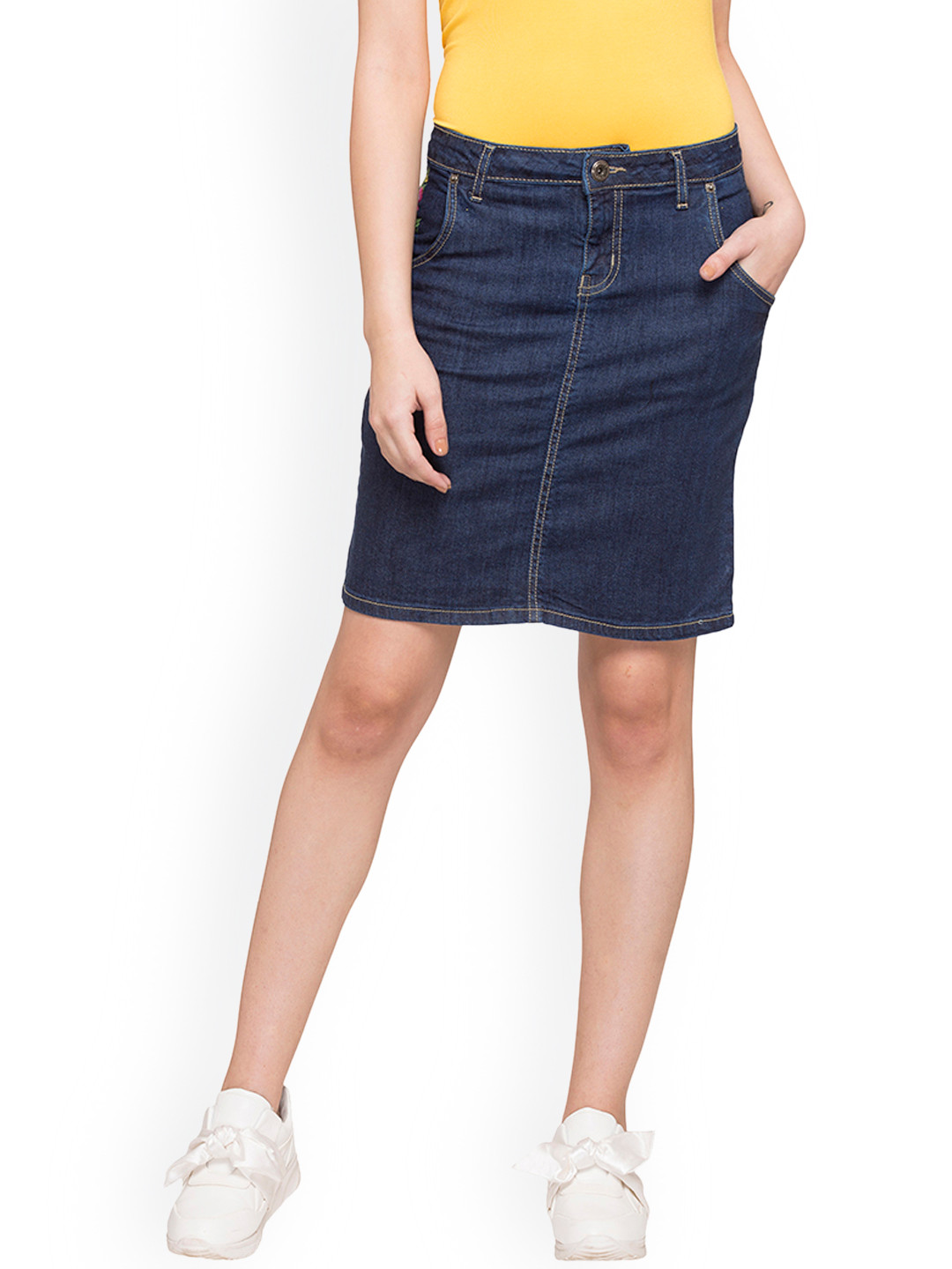 

Globus Woman Blue Denim Mini Skirt