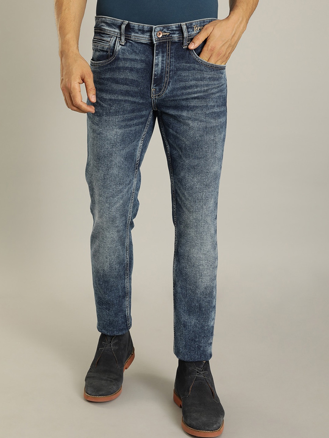 

Indian Terrain Men Kruger Skinny Fit Clean Look Heavy Fade Jeans, Blue