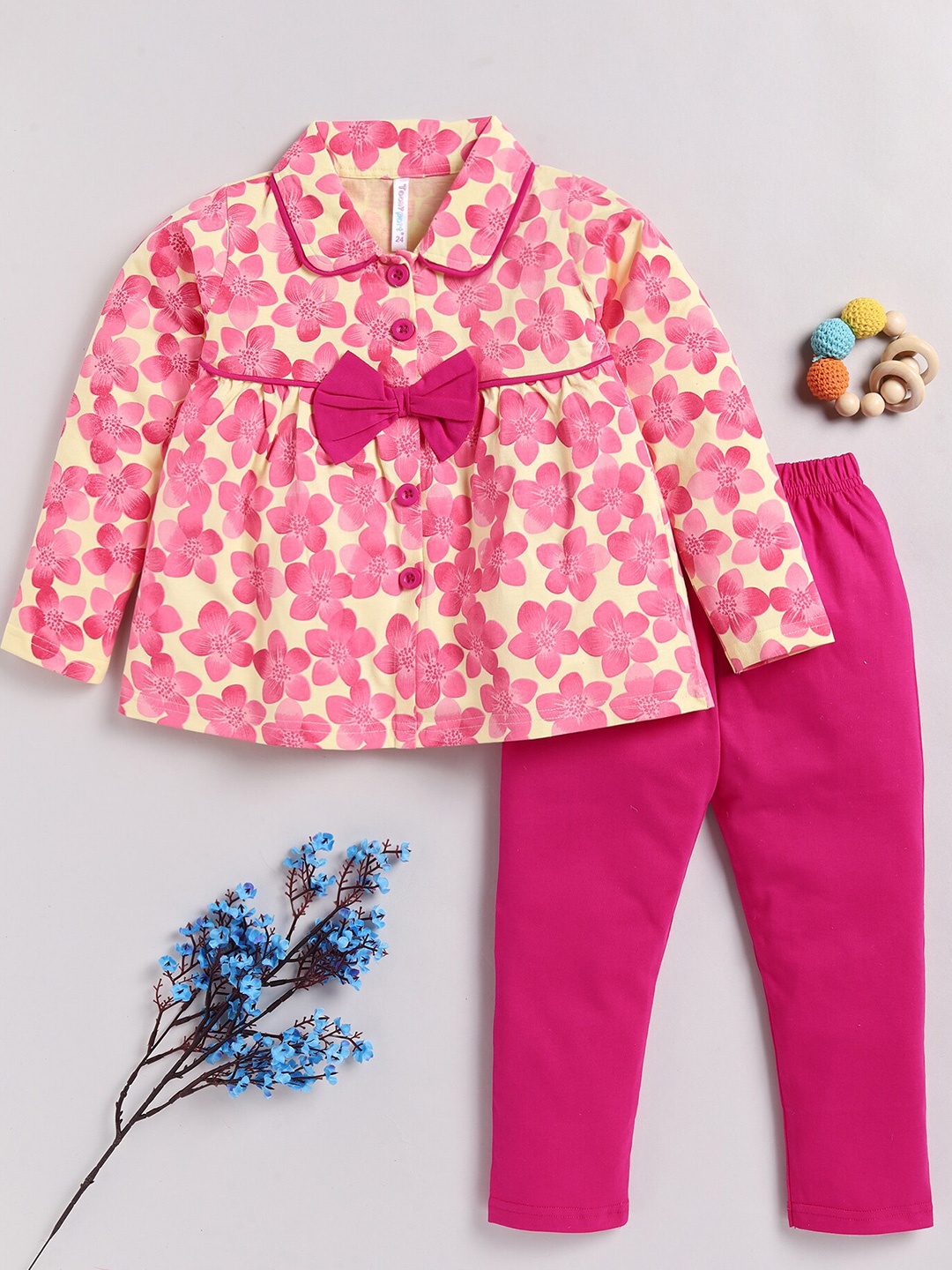 

Toonyport Infant Girls Printed Pure Cotton Top with Trousers, Yellow