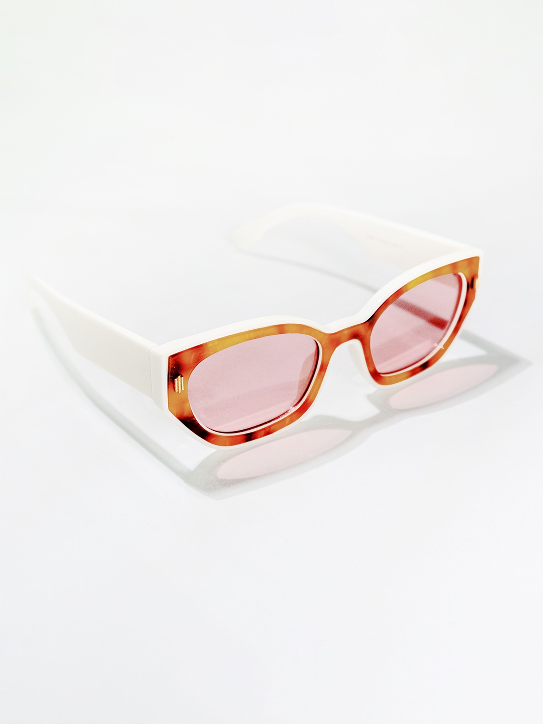 

CHOKORE Women Cateye Sunglasses With UV Protected Lens, Pink