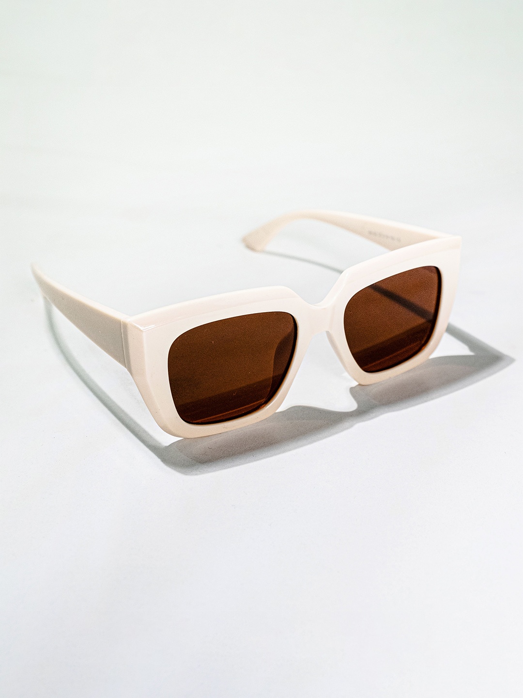 

CHOKORE Women Square Sunglasses With UV Protected Lens Sunglasses, Brown