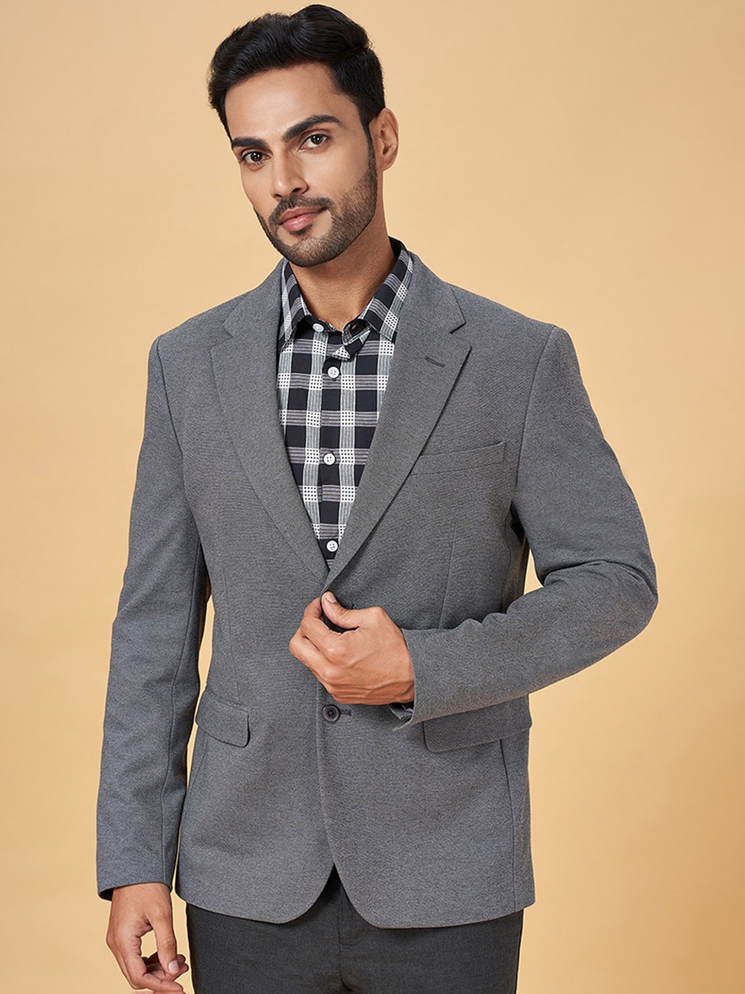 

BYFORD by Pantaloons Slim-Fit Single Breasted Blazer, Grey