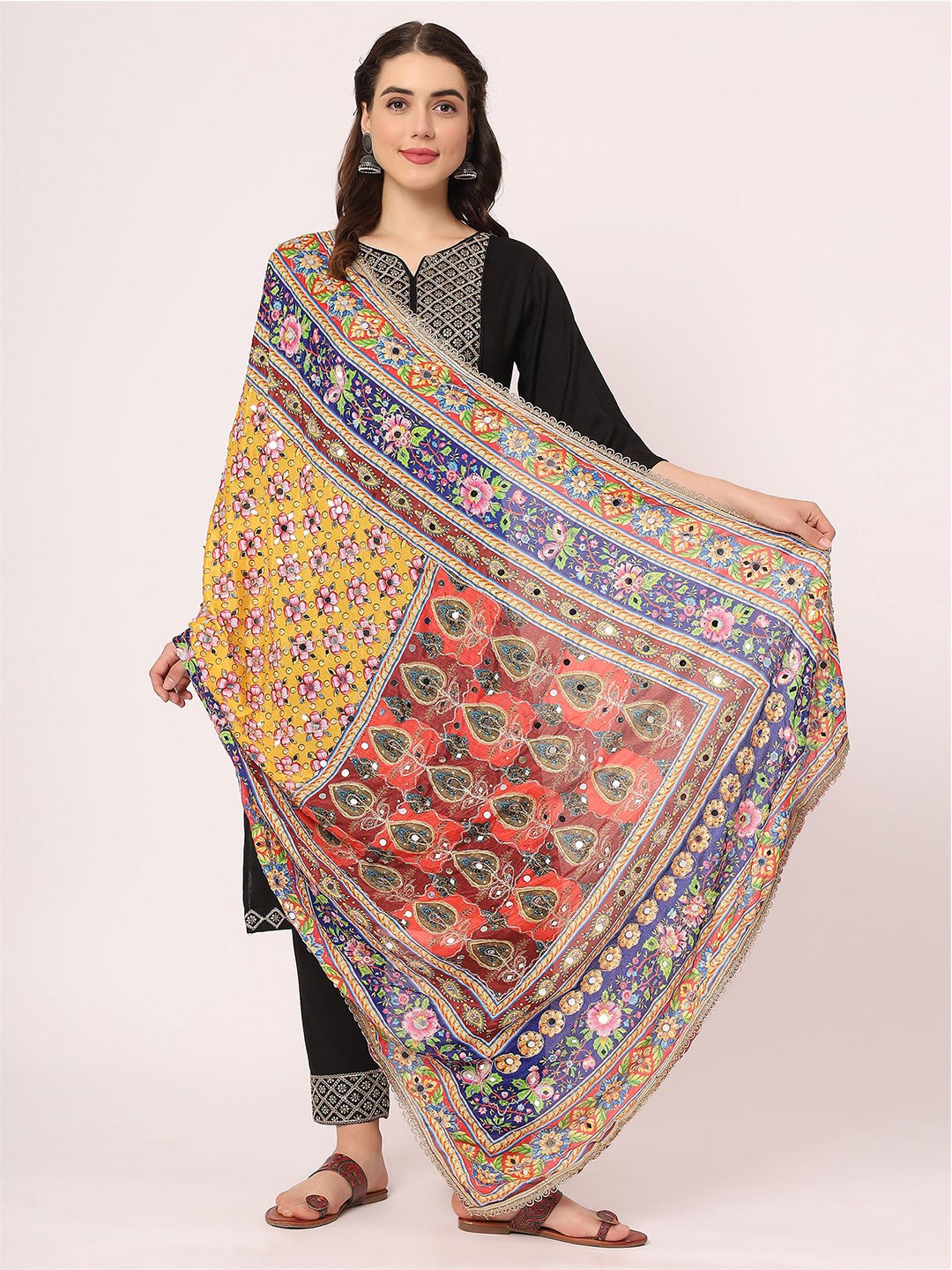 

Moda Chales Ethnic Motifs Printed Chiffon Dupatta With Mirror Work, Yellow