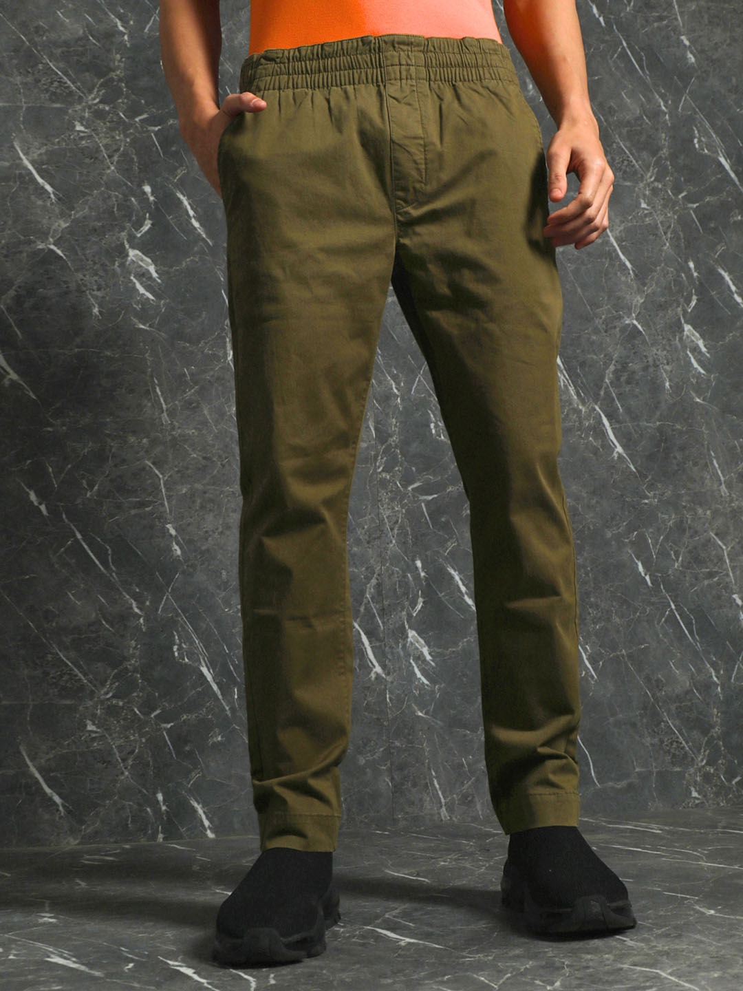 

Breakbounce Men Slim Fit Cotton Trousers, Olive