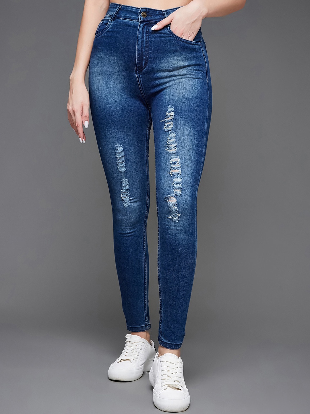 

Miss Chase Women Skinny Fit High-Rise Mildly Distressed Light Fade Jeans, Blue