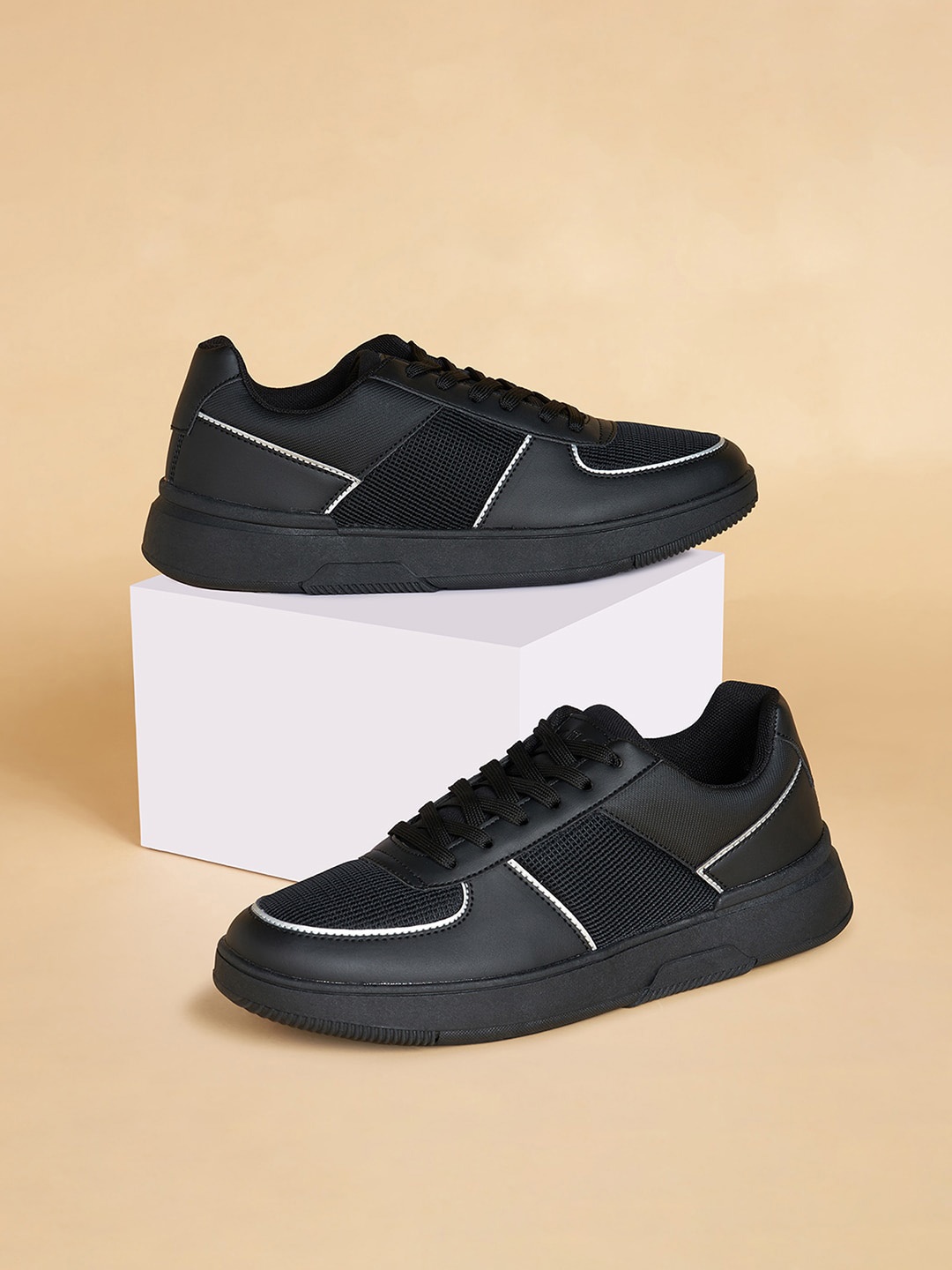 

Ajile by Pantaloons Men Textured Lace-Up Sneakers, Black