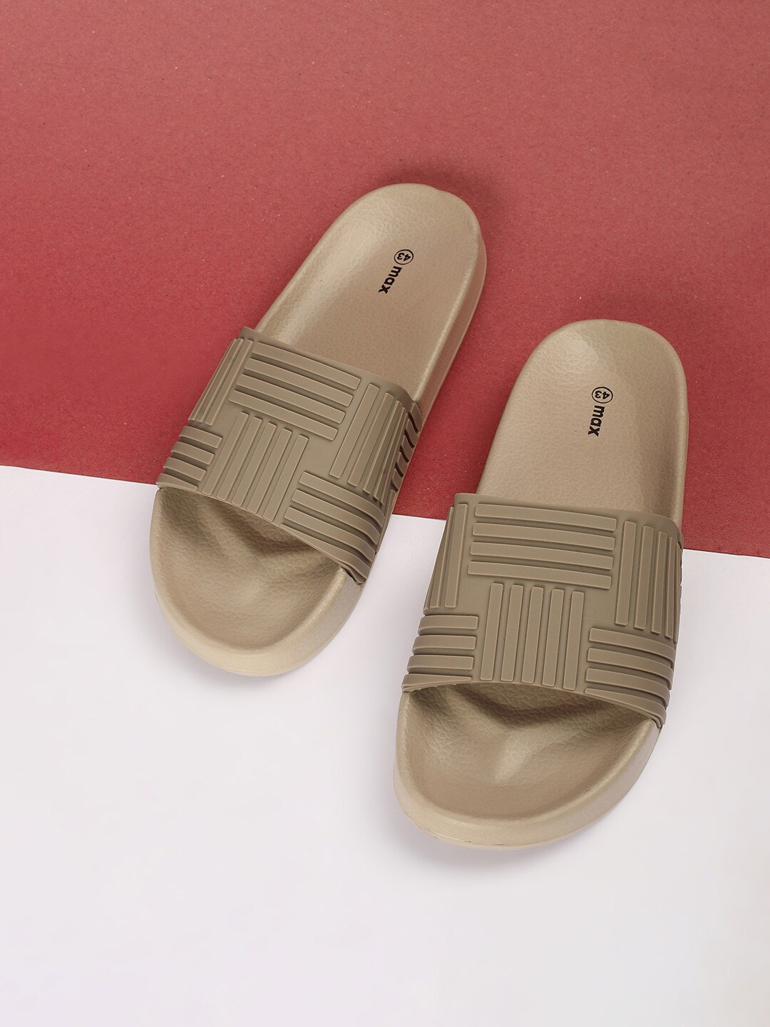 

max Men Textured Sliders, Beige