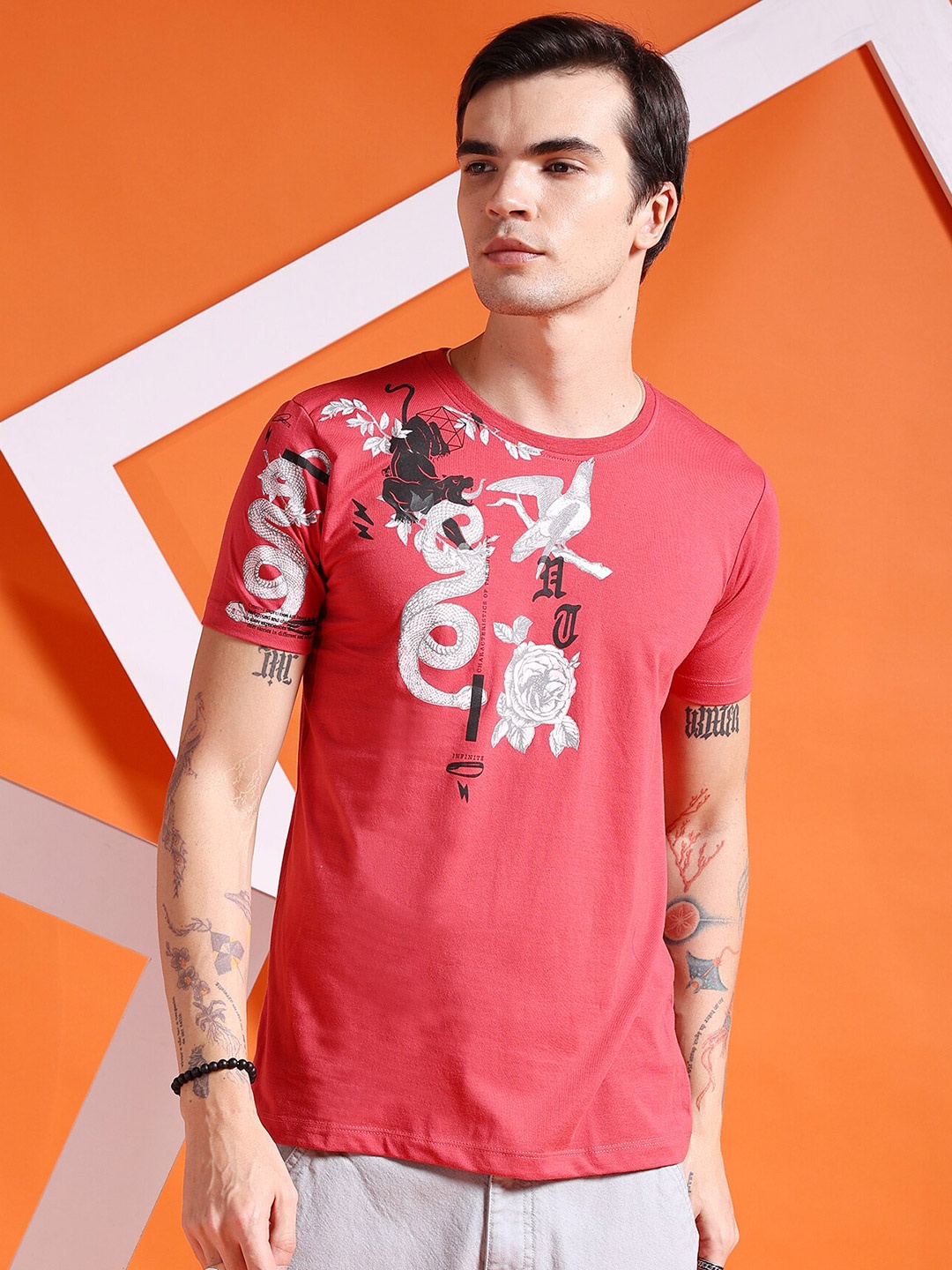 

The Indian Garage Co Graphic Printed Cotton T-shirt, Pink