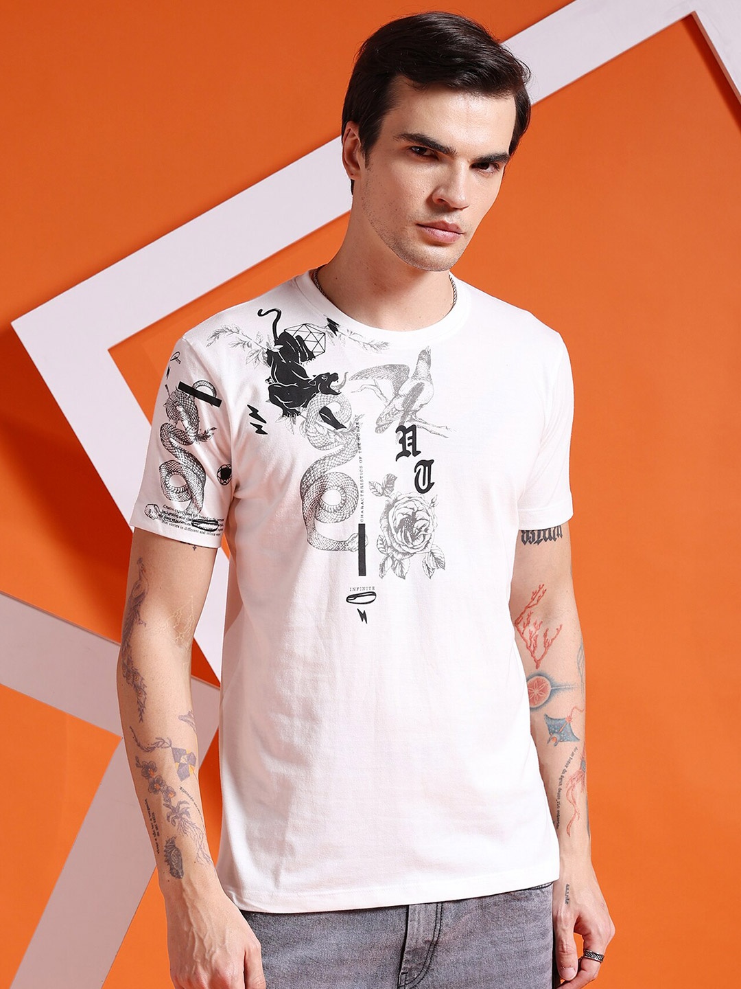 

The Indian Garage Co Graphic Printed Round Neck T-shirt, White