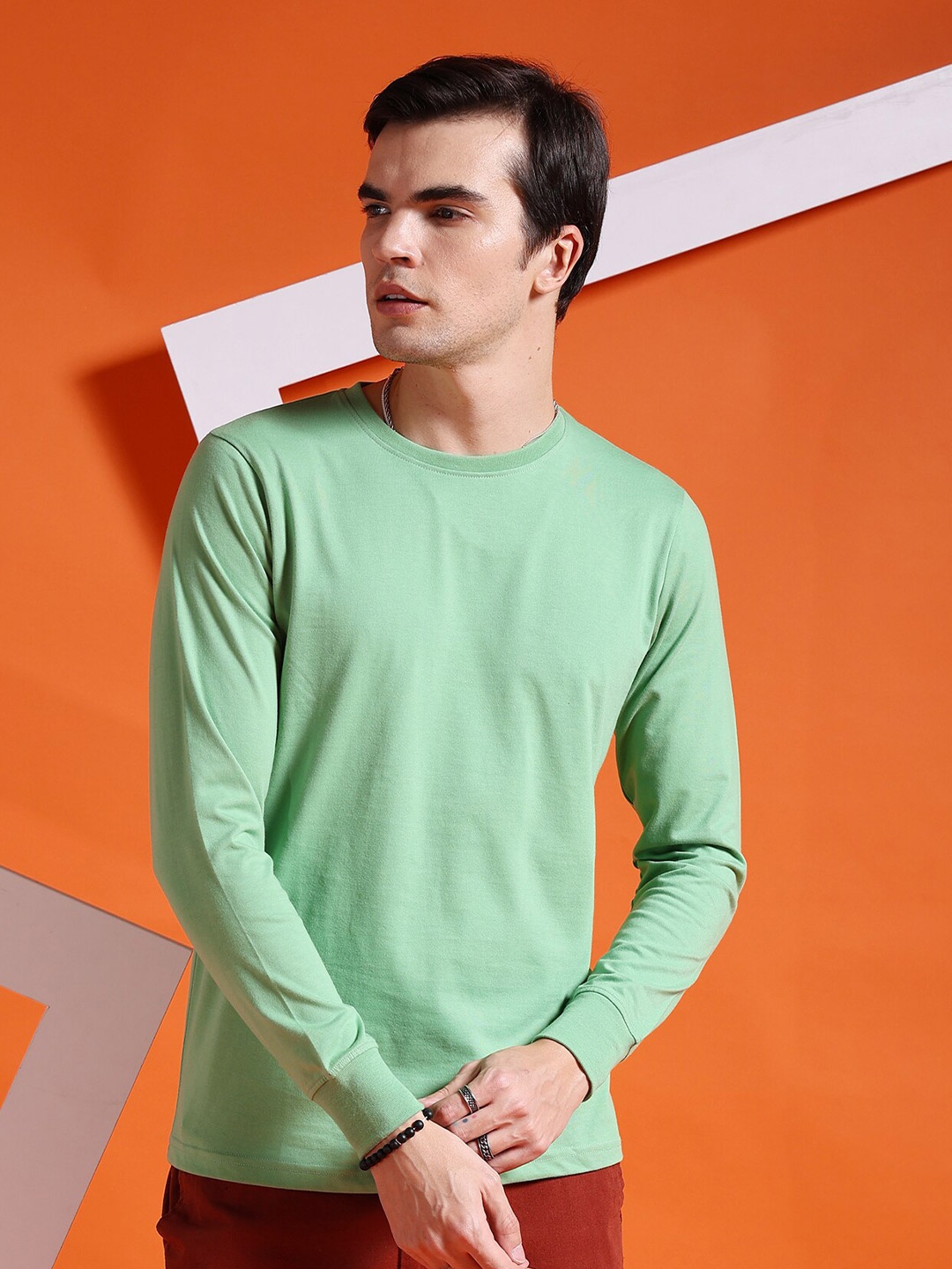 

The Indian Garage Co Round Neck Long Sleeves T-shirt, Green