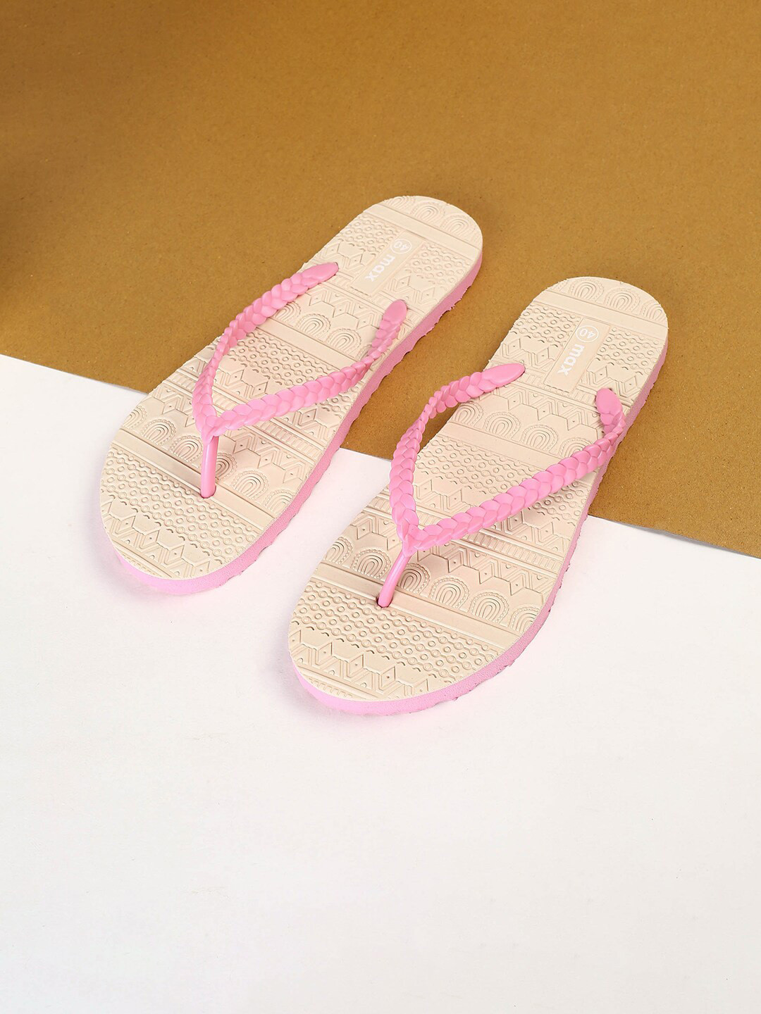 

max Women Textured Thong Flip-Flops, Pink