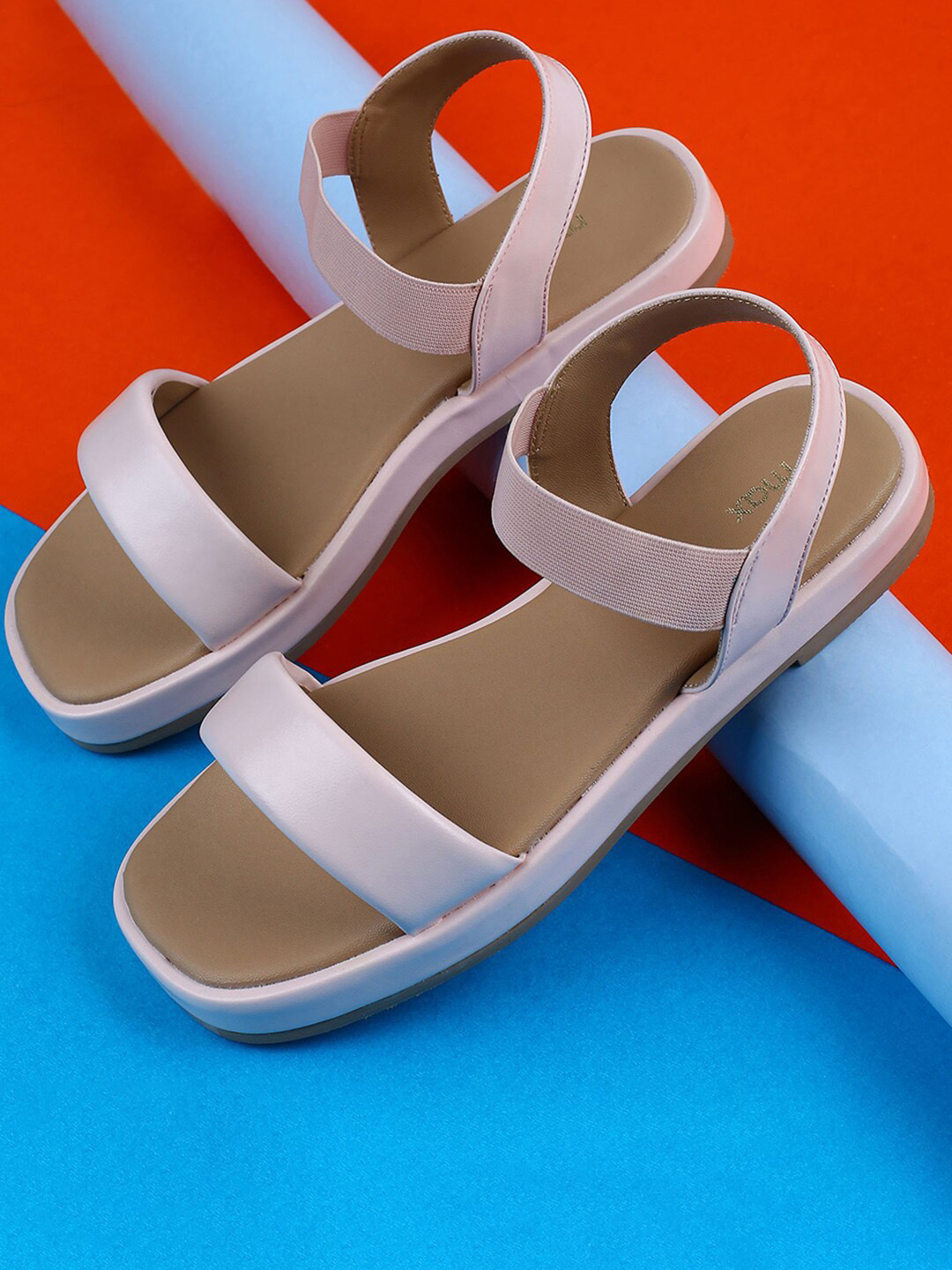 

max Girls Open Toe Flats With Backstrap, Pink