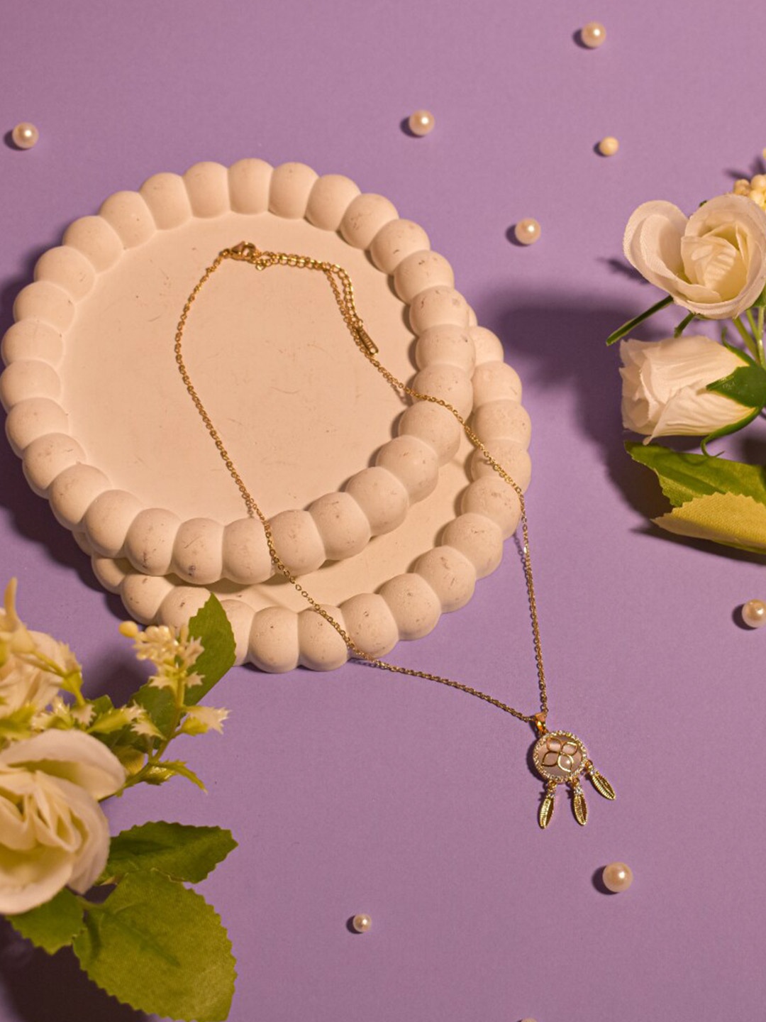 

SALTY Stone Studded Pendant With Chain, Gold