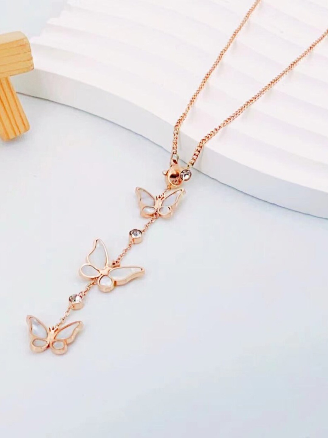 

SALTY Crystals Studded Butterfly Necklace, Rose gold
