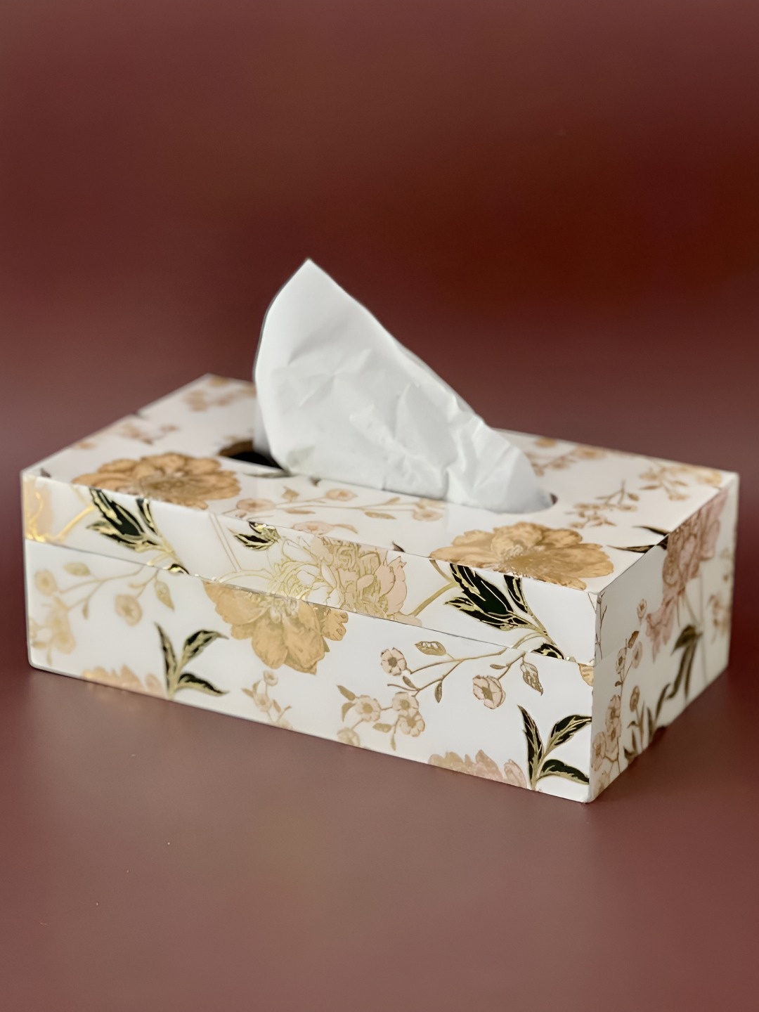 

CasaGold White Printed Wooden Tissue Holder