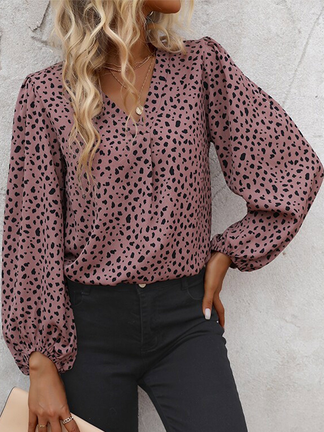 

StyleCast Pink Animal Printed Puff Sleeves Shirt Style Top