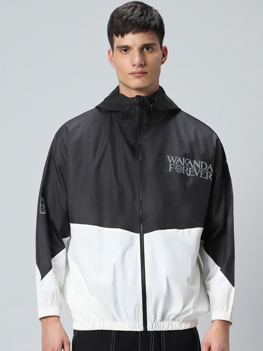 

Bewakoof AIR Windcheater Hooded Cape Jacket, Black