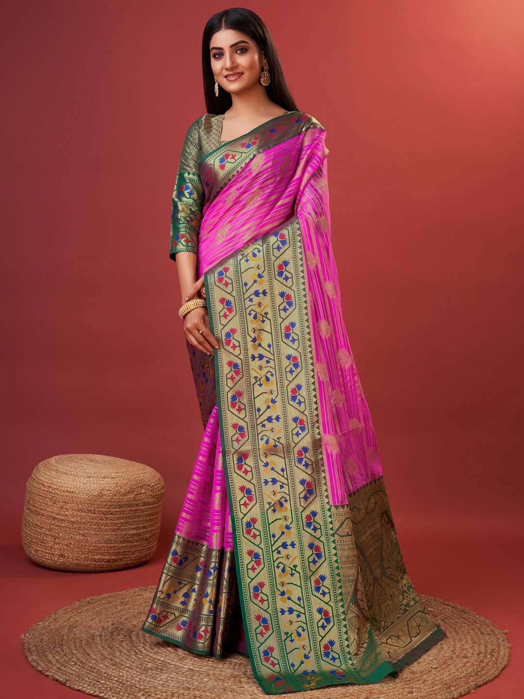 

Ekta Textiles Zari Pure Silk Banarasi Saree, Pink