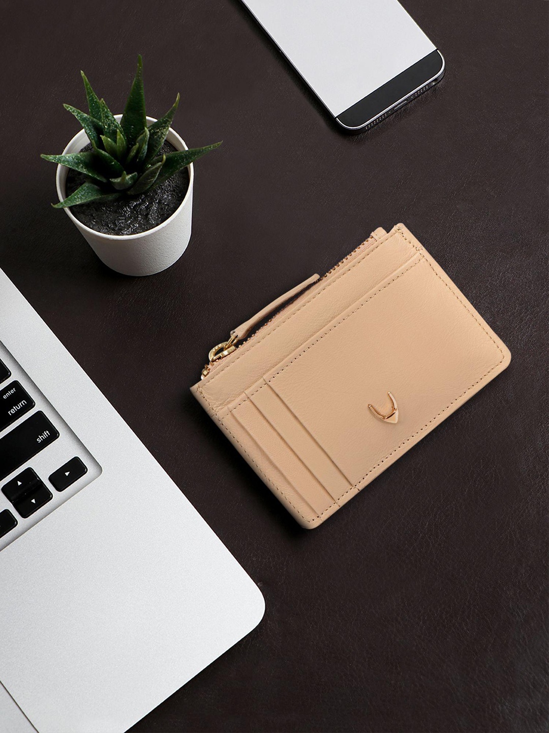 

Hidesign Leather Card Holder, Beige