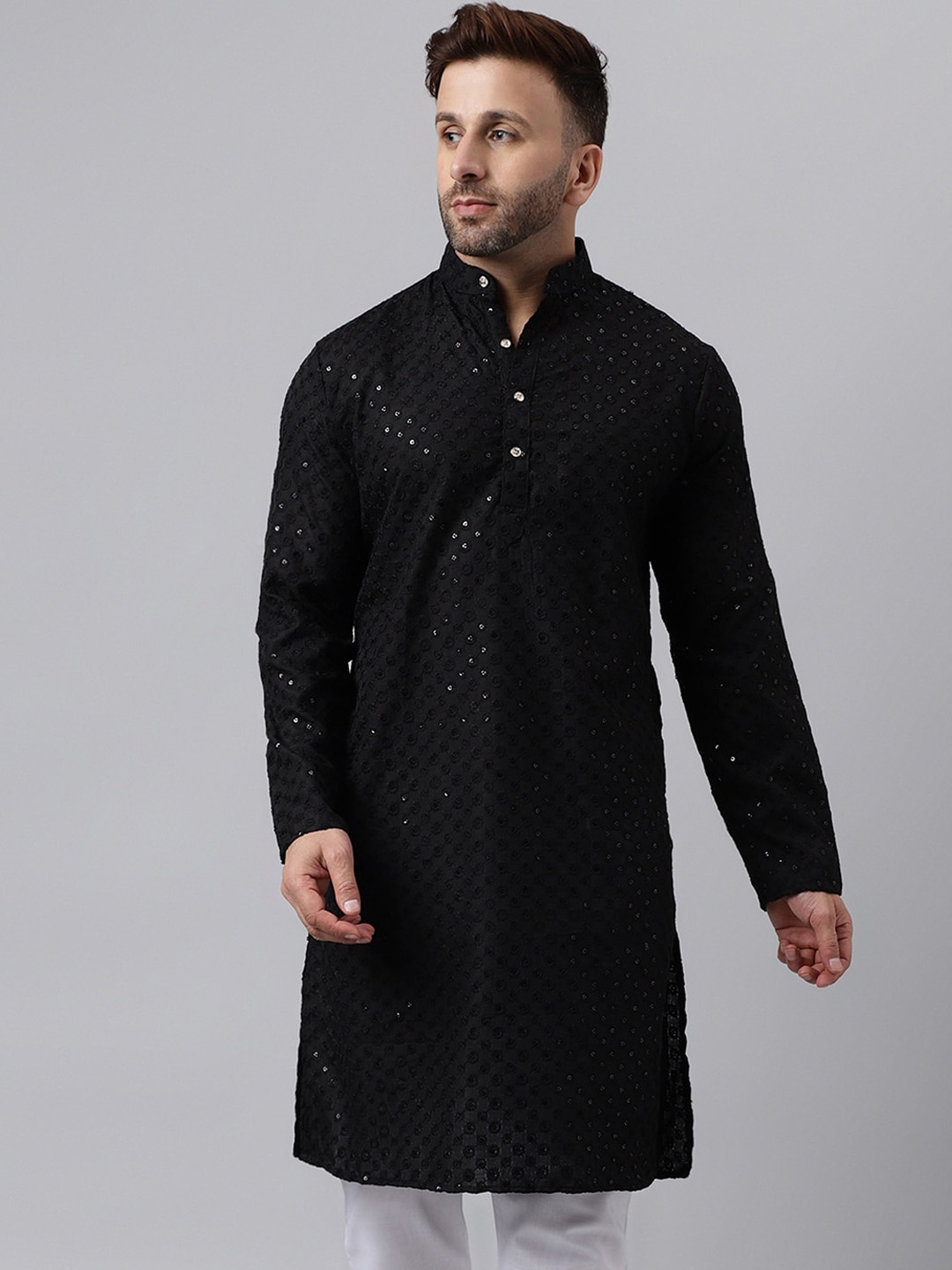 

Vgyaan Ethnic Motifs Embroidered Mandarin Collar Kurta, Black