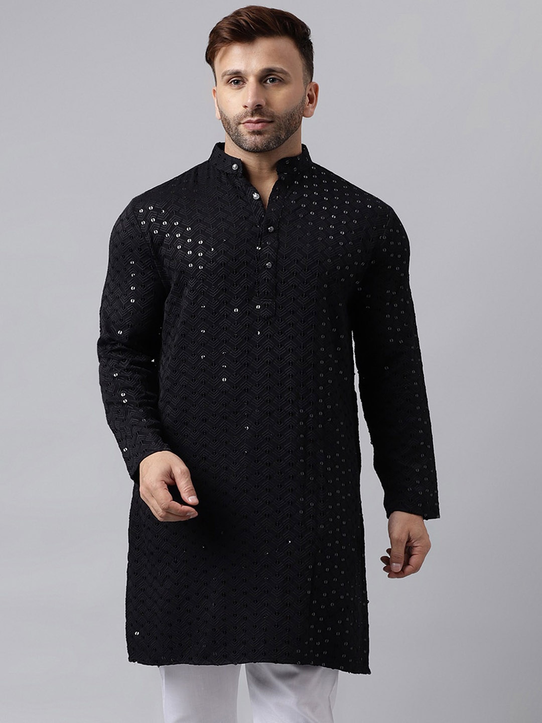 

Vgyaan Ethnic Motifs Sequinned Embroidered Regular Kurta, Black