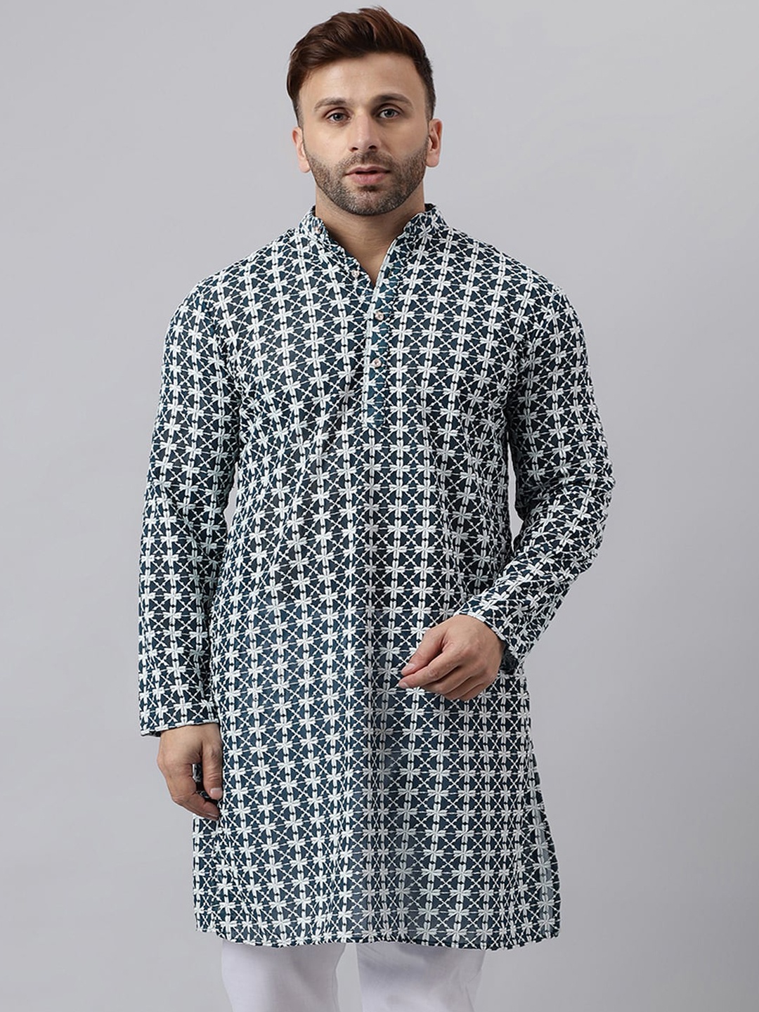 

hangup trend Floral Embroidered Mandarin Collar Straight Kurta, Teal