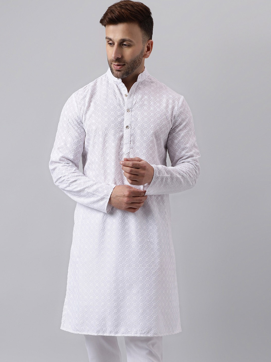 

hangup trend Floral Embroidered Straight Kurta, White