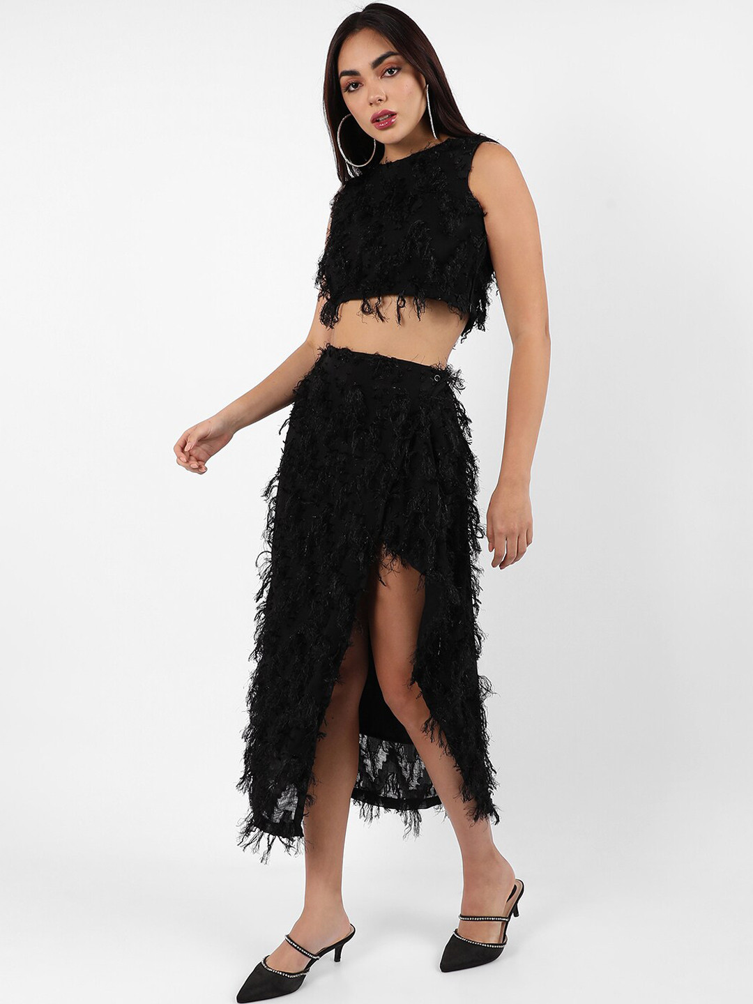 

Campus Sutra Blue Self-Design Crop Top With Maxi Skirt, Black