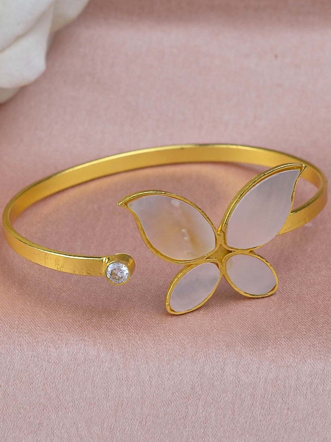 

ZURII Gold-Plated Kada Bracelet