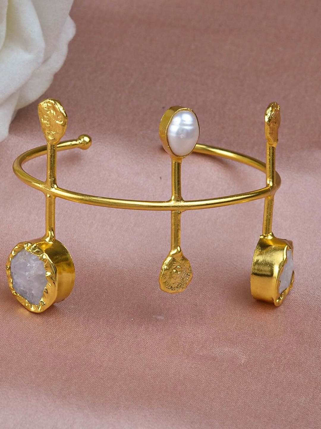 

ZURII Brass Gold-Plated Cuff Bracelet