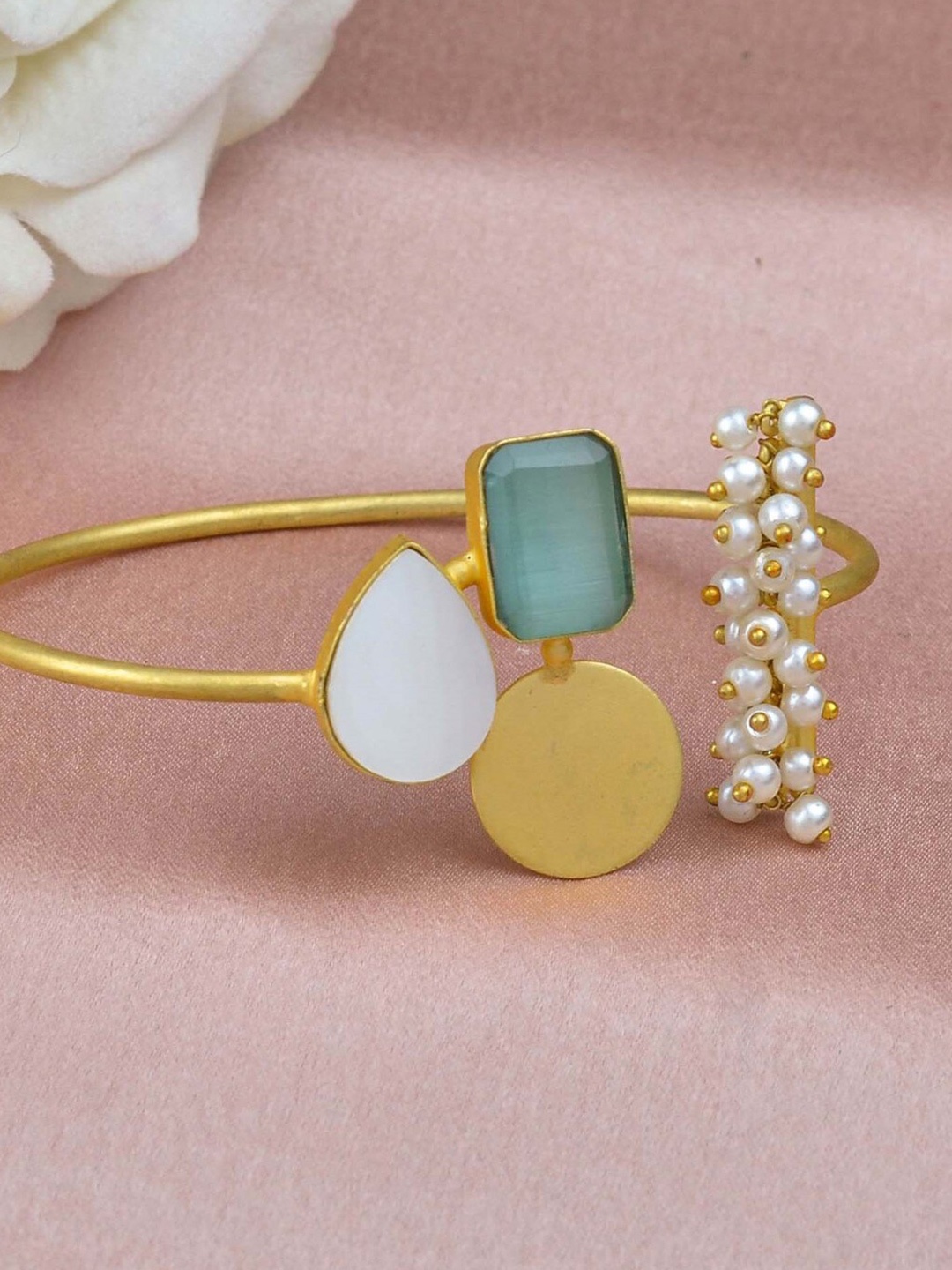 

ZURII Brass Gold-Plated Stones Cuff Bracelet