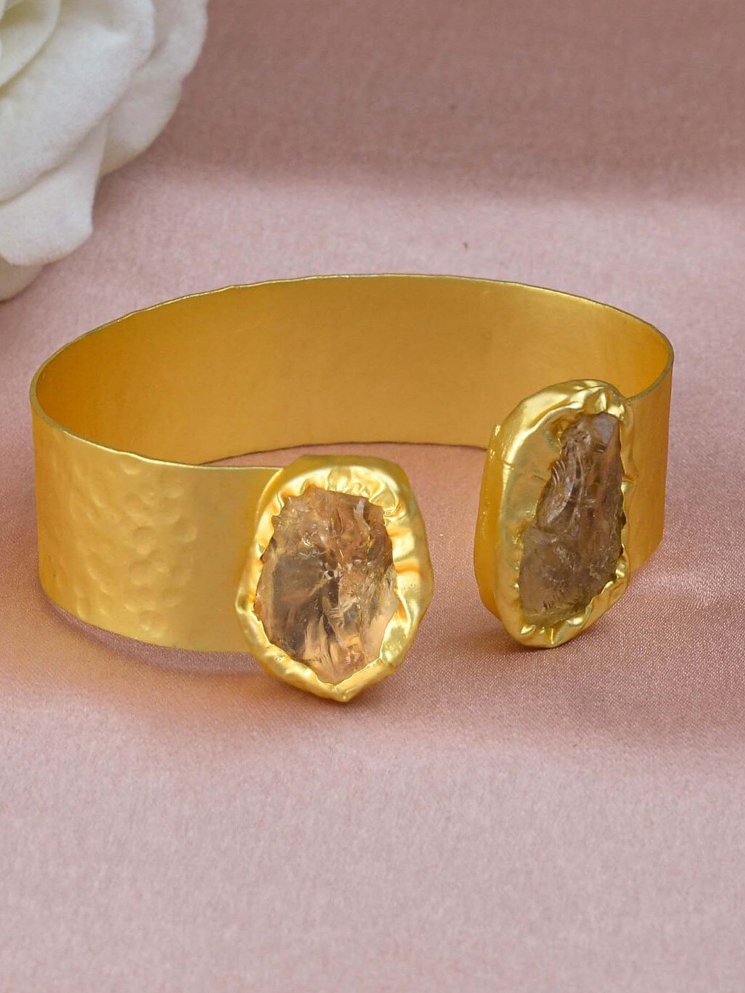 

ZURII Brass Gold-Plated Stones Cuff Bracelet