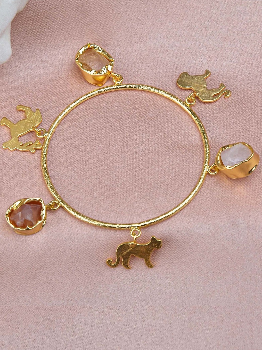 

ZURII Brass Gold-Plated Stones Charm Bracelet