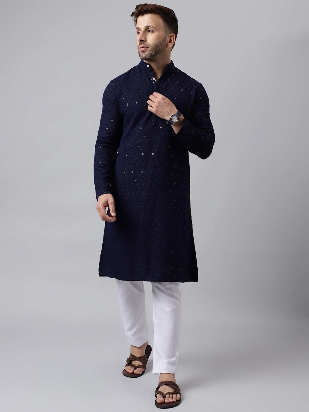 

Hangup Embroidered Sequinned Kurta with Pyjamas, Navy blue