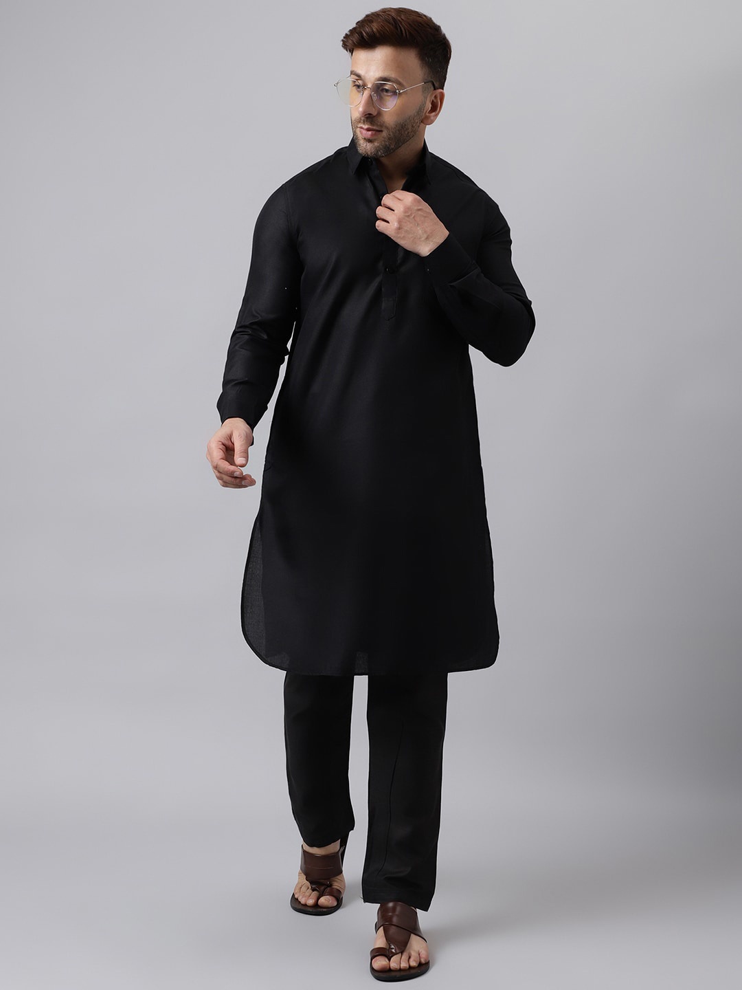

Vgyaan Shirt Collar Straight Kurta with Pyjamas, Black