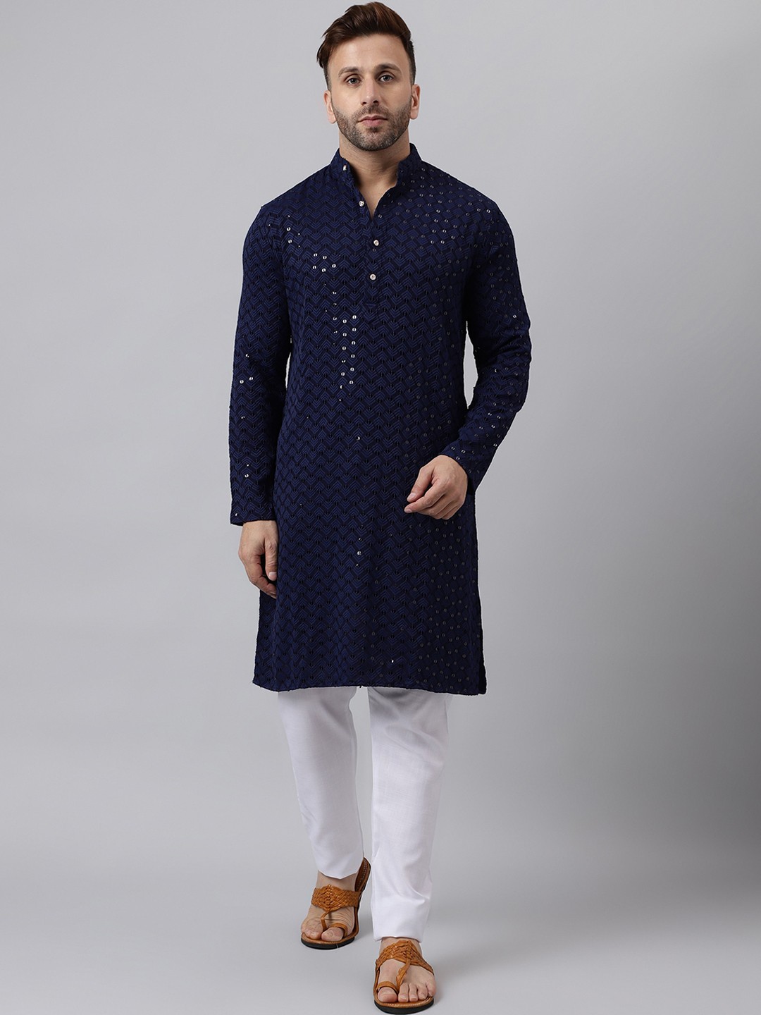 

Vgyaan Embellished Straight Kurta with Pyjamas, Navy blue