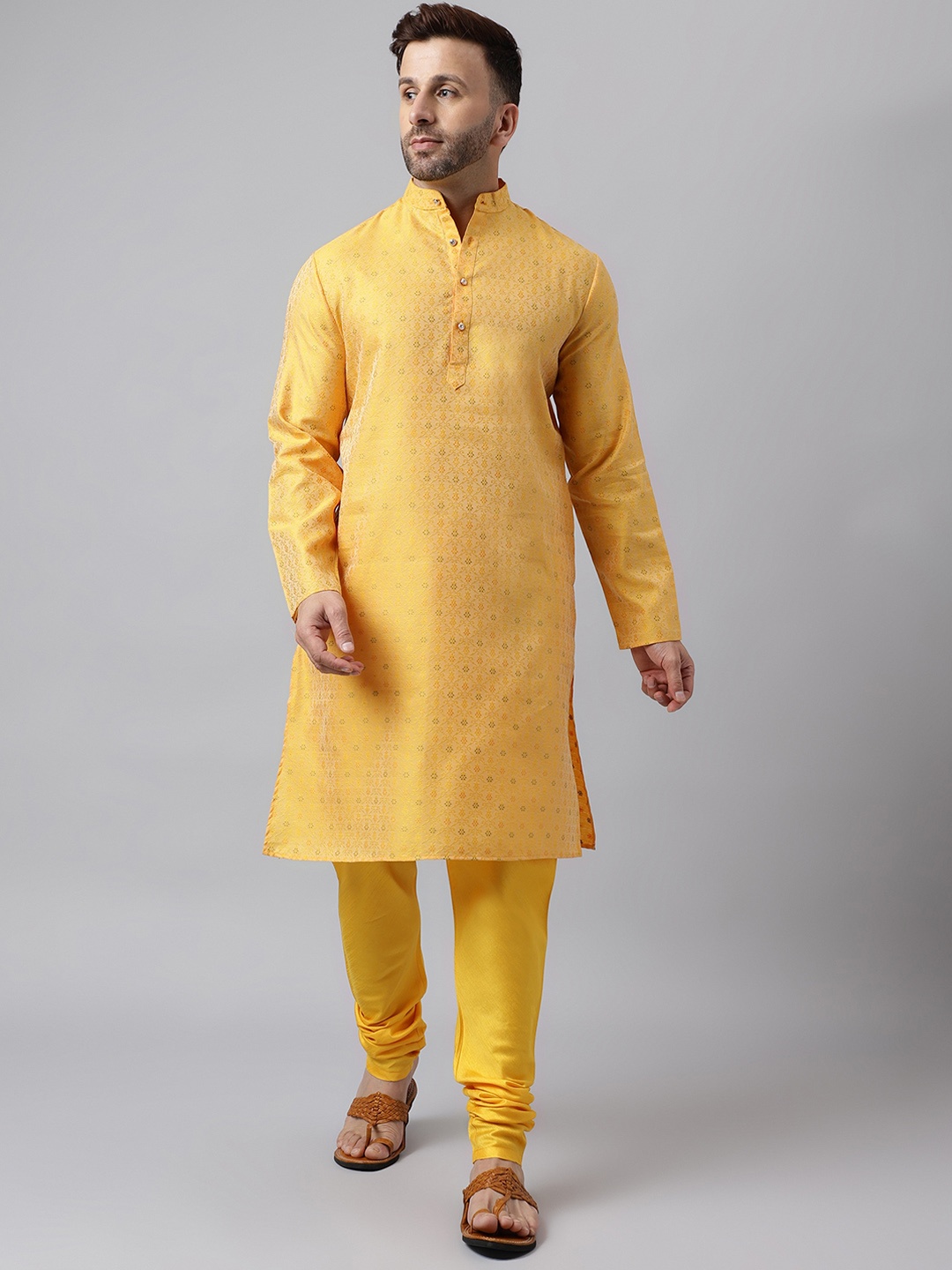 

Vgyaan Ethnic Motifs Woven Design Straight Kurta with Pyjamas, Yellow