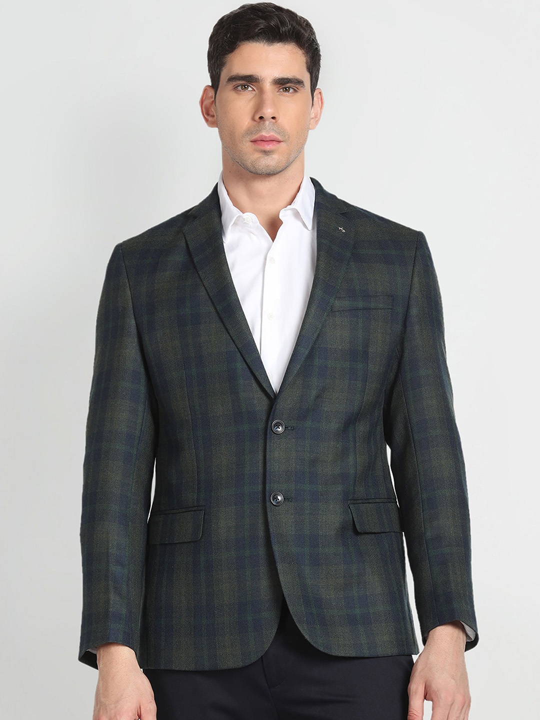 

Arrow Checked Slim-Fit Single-Breasted Blazer, Olive