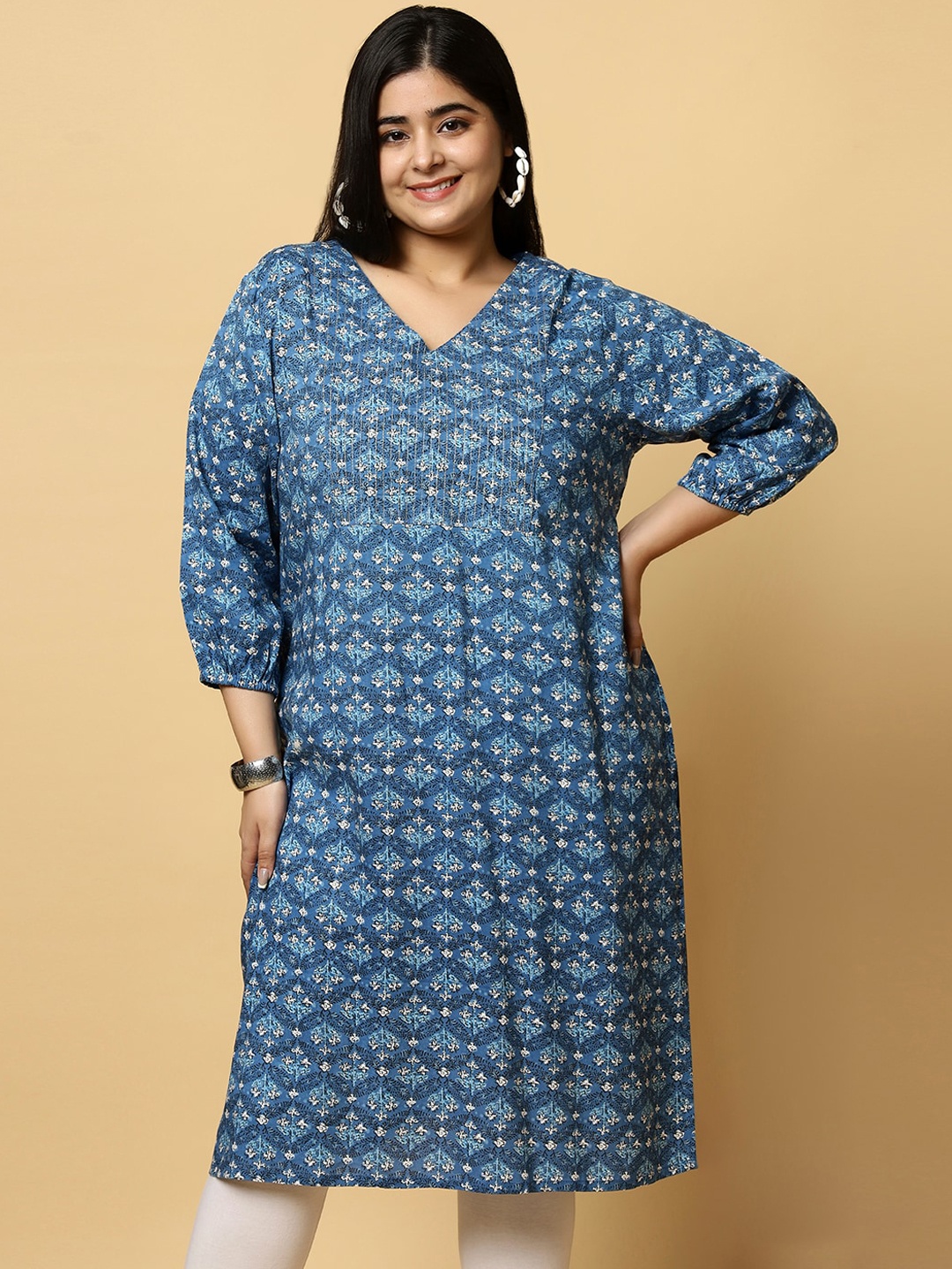 

Sztori Plus Size Floral Printed V-Neck Pure Cotton Straight Kurta, Blue