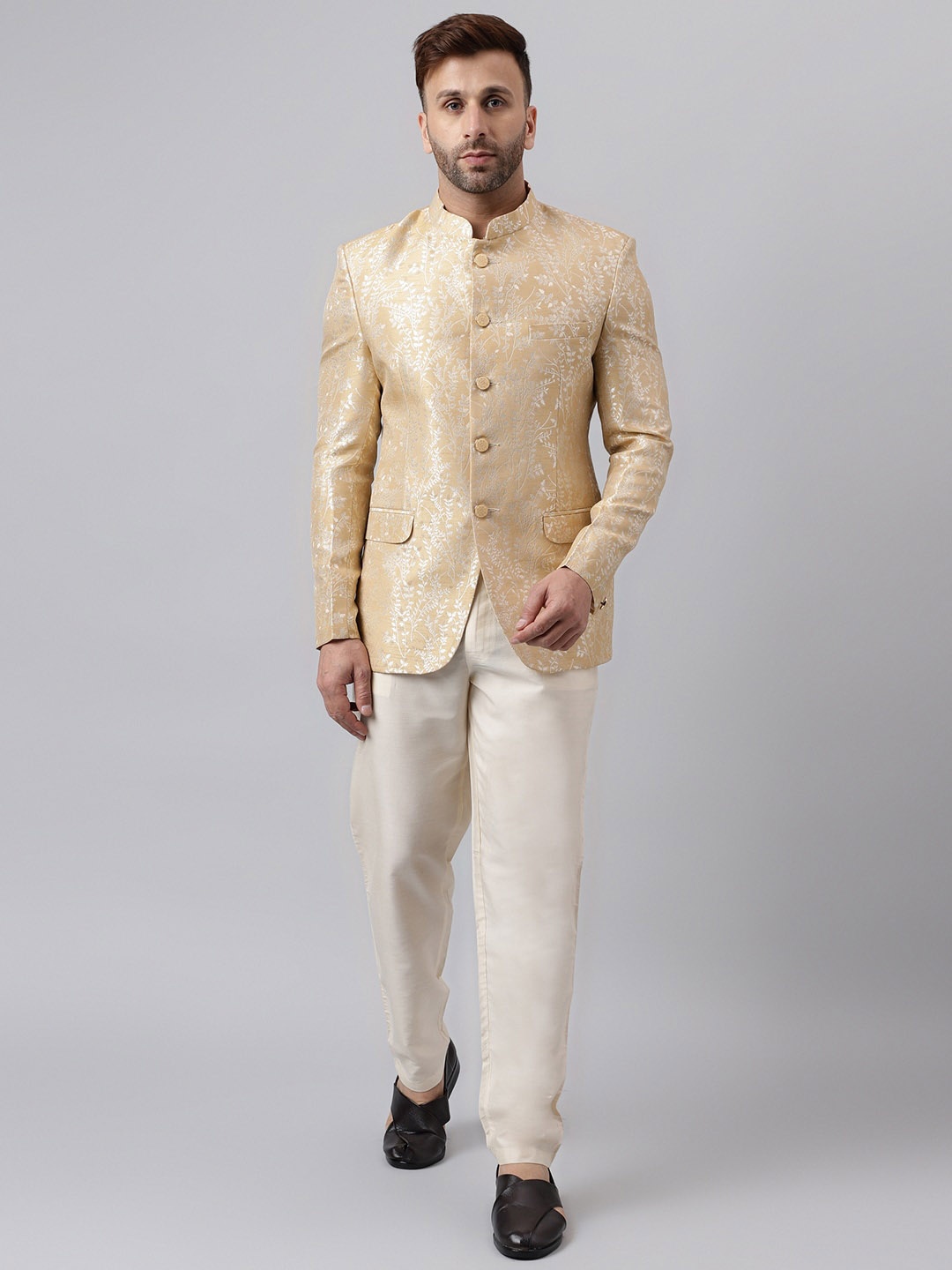 

Vgyaan Self-Design Bandhgala Two-Piece Ethnic Suit, Beige