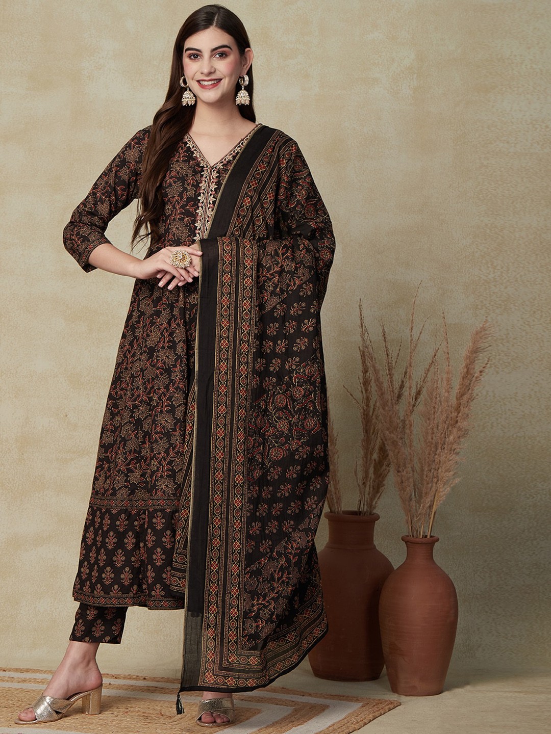 

FASHOR Brown Floral Printed Pure Cotton A-Line Kurta & Trouser With Dupatta