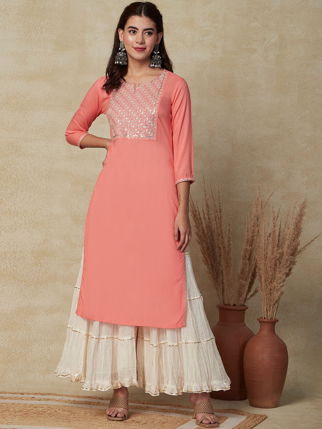 

FASHOR Geometric Yoke Design Sequinned Notched Neck Straight Kurta, Peach